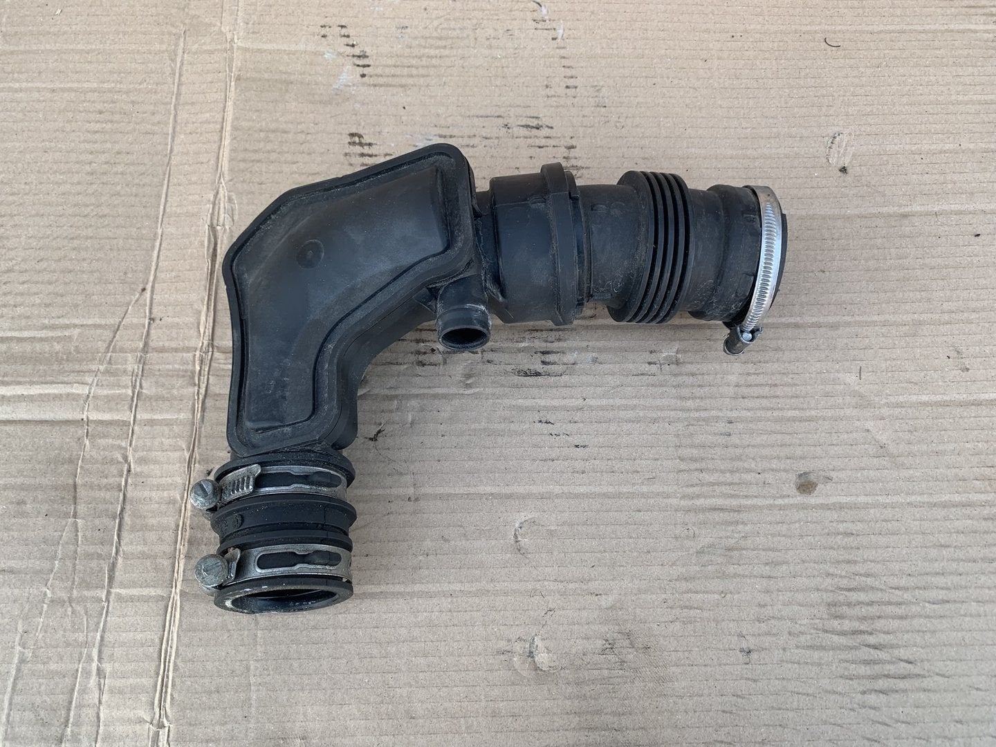 ford fiesta VII / focus III 1.0 ecoboost intercooler buis, -, -, -, Enlèvement ou Envoi