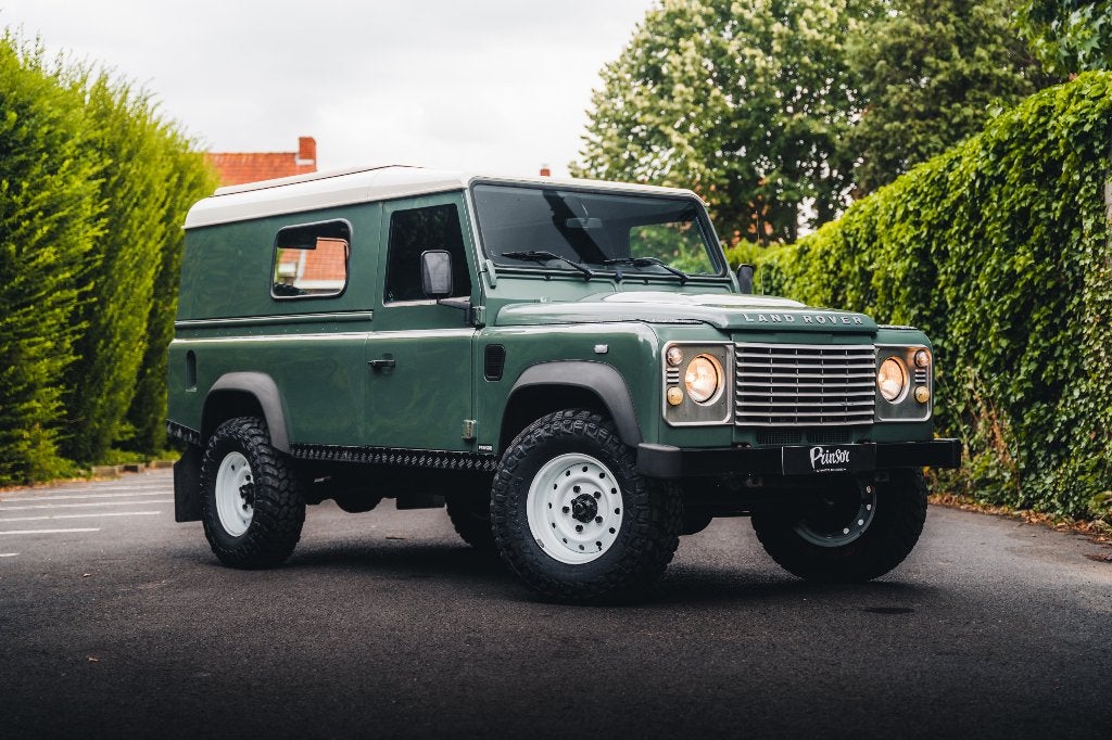 Land Rover Defender 110 KESWICK GREEN // EX VAT, Auto's, Trekhaak, https://public.car-pass.be/vhr/e7b6d992-0eed-4d3e-800c-fa025d3404d3