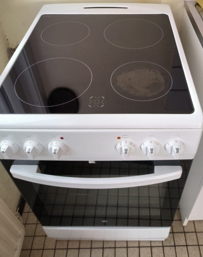 Cuisinière électrique vitrocéramique blanche avec four, Electroménager, Enlèvement, Électrique