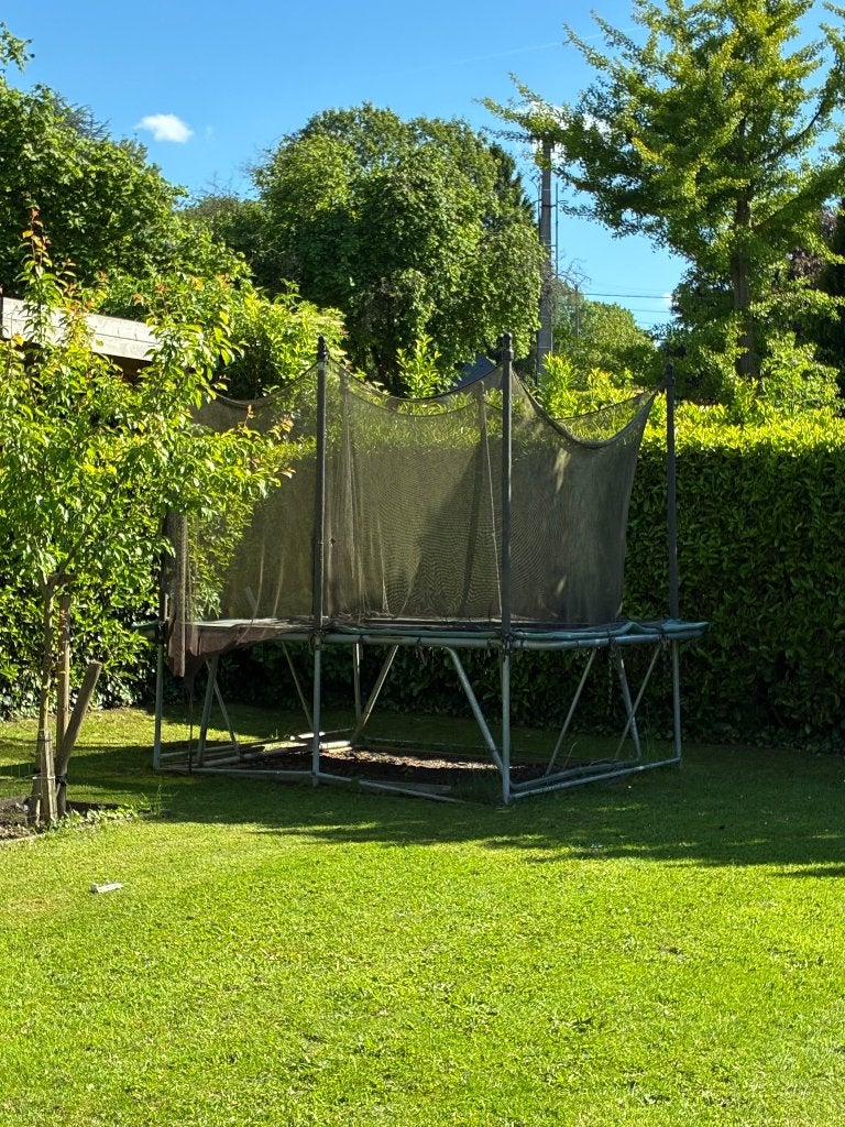 Trampoline à donner et venir démonter, Kinderen en Baby's, Speelgoed | Buiten | Trampolines, Ophalen, Gebruikt