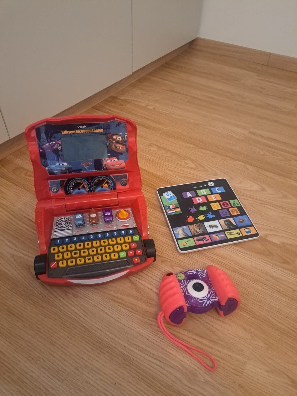 Computer tablet en fotocamera voor SPOTPRIJS !, Games en Spelcomputers, Spelcomputers | Overige, Ophalen of Verzenden