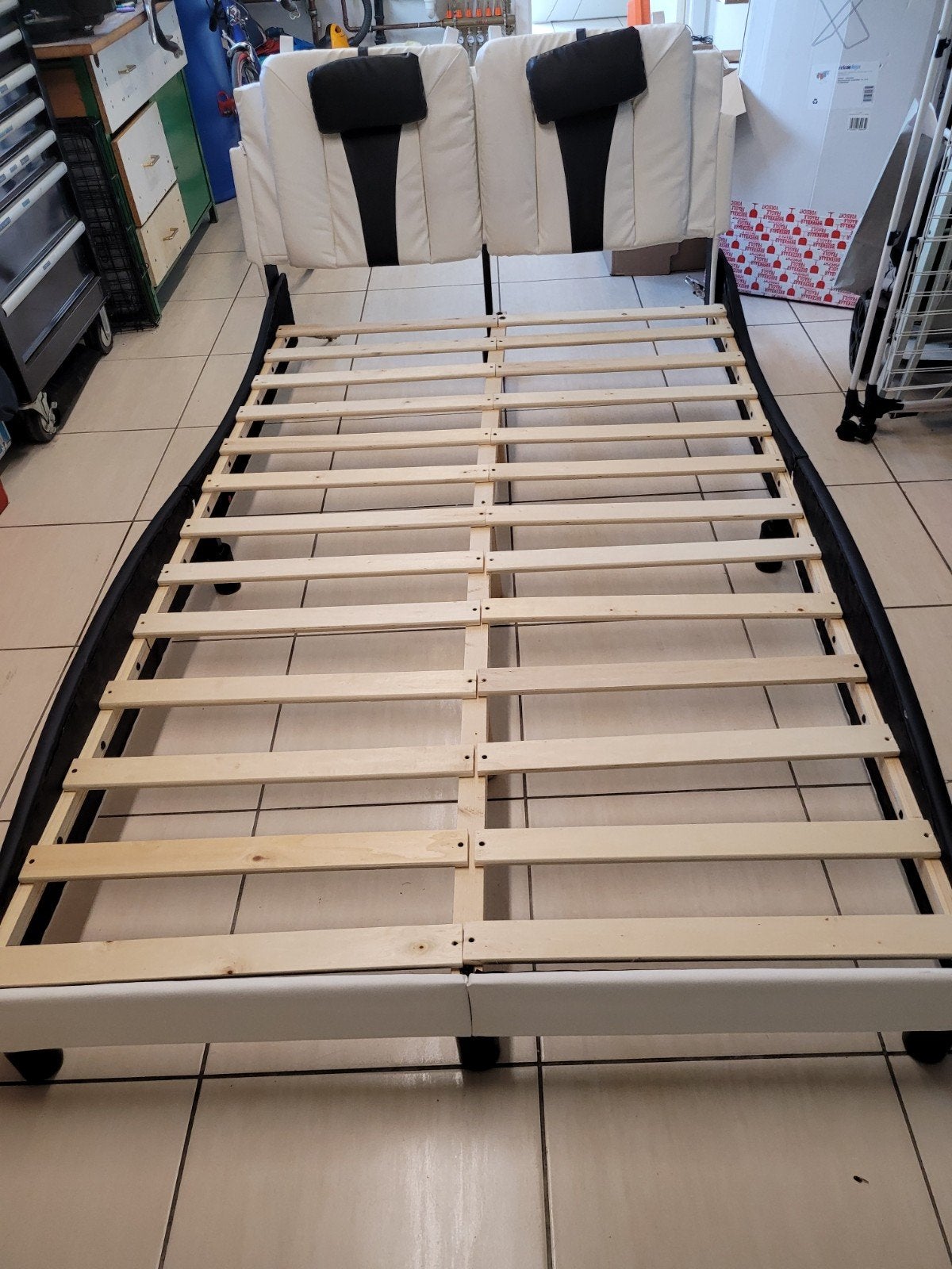2 persoons bed, Huis en Inrichting, Slaapkamer | Bedden, Ophalen