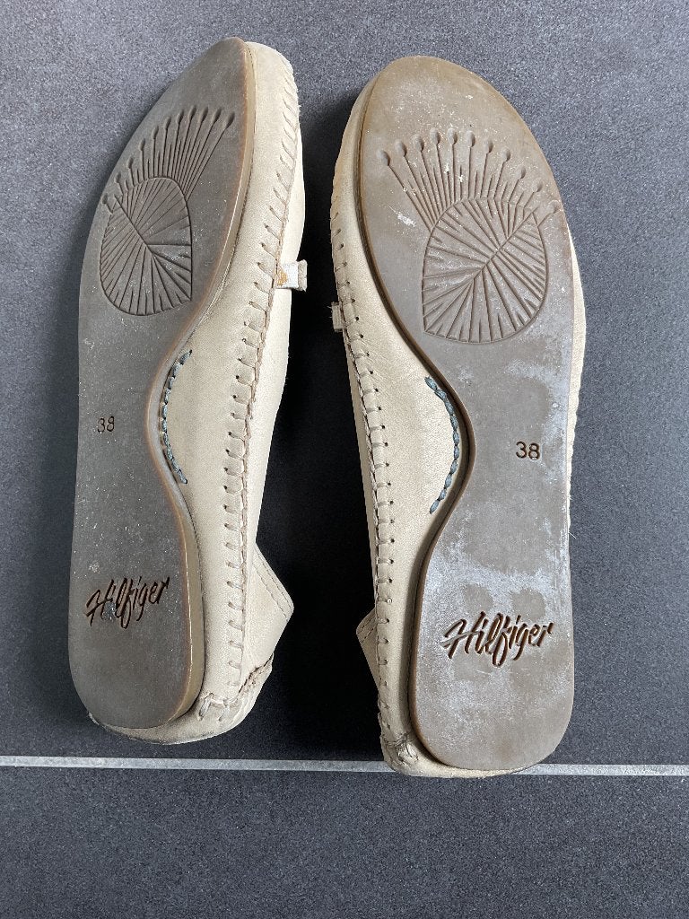 Schoenen beige Tommy hilfiger maat 38, Vêtements | Femmes, Tommy hilfiger, Enlèvement ou Envoi, Beige, Comme neuf