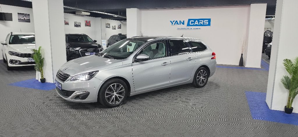 Peugeot 308 | BOITE AUTOMATIQUE | Prêt à immatriculer DISPO, Autos, Achat, Entreprise, Carnet d'entretien, 107 g/km