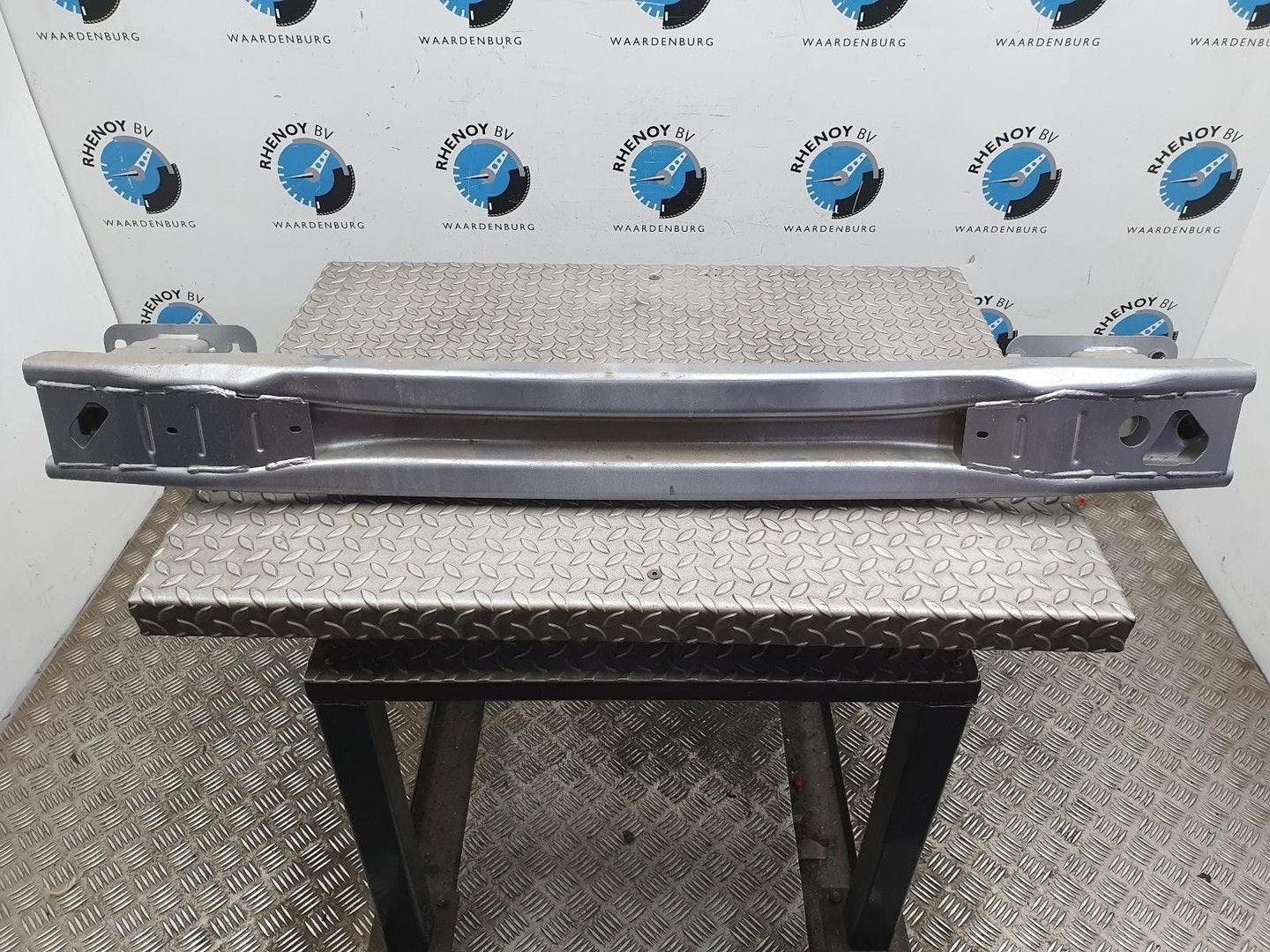 PEUGEOT 2008 P24E Allure BUMPERBALK ACHTER 9824785280 2023, Arrière, ARN reconnu, Utilisé, Enlèvement ou Envoi