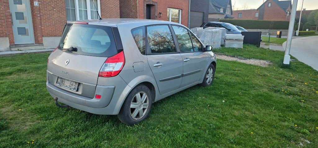 Renault Megane Scenic 2005, Auto's, Euro 5, Particulier, Zilver of Grijs, Te koop