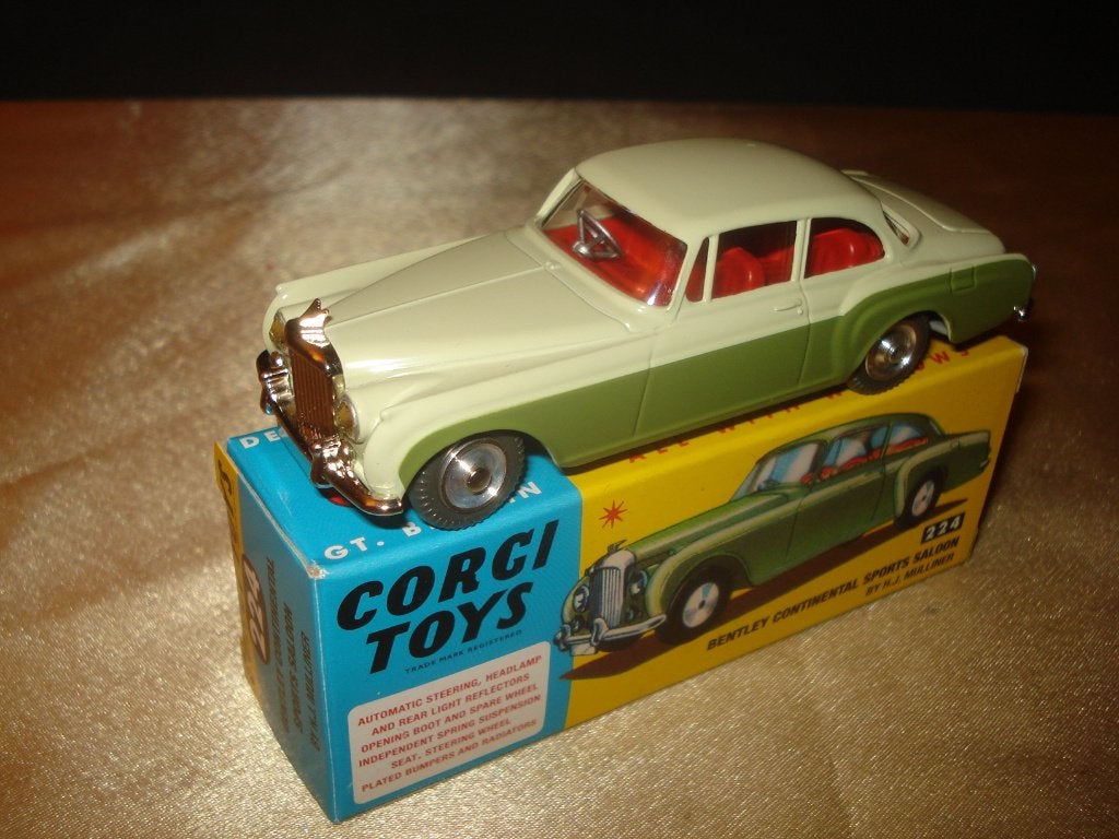 CORGI TOYS Bentley Continental Sports Saloon Reissue + Boîte, Enlèvement ou Envoi, Neuf, Voiture, Corgi