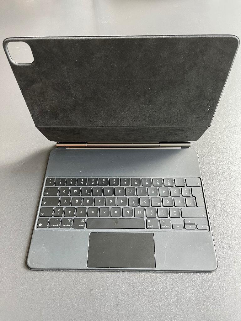 Apple ipad 11inch magic keyboard, 13 inch of meer, Apple iPad, Ophalen of Verzenden, Zo goed als nieuw