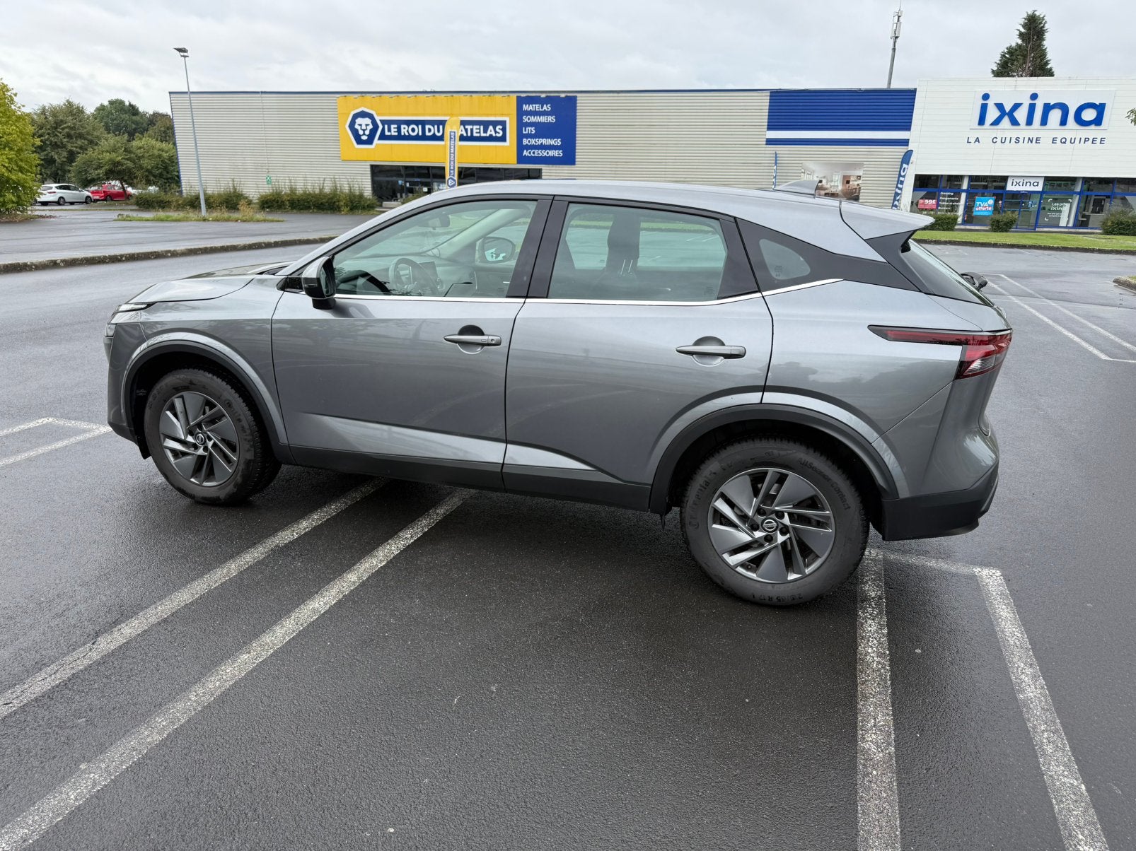 Nissan Qashqai III 1.3 Mild Hybrid 140 ch - Acenta (2022), Voorwielaandrijving, Stof, Emergency brake assist, 5 deurs