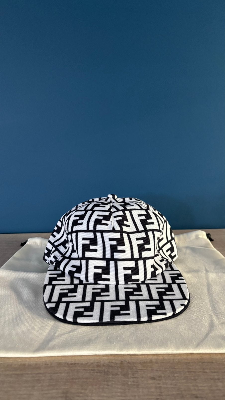 Casquette Fendi, Vêtements | Hommes, Enlèvement ou Envoi, Neuf, One size fits all, Casquette