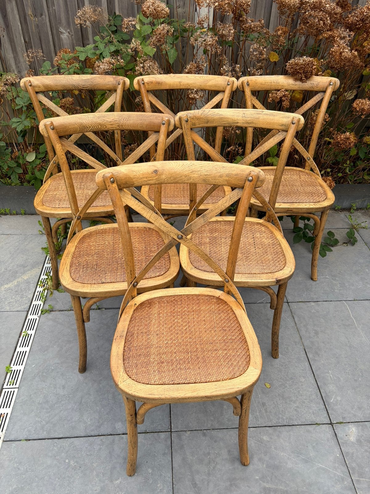 6 kruisrug stoelen bistrostoelen zgan landelijke stijl, Huis en Inrichting, Ophalen, Zo goed als nieuw
