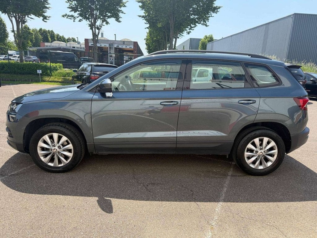 Skoda Karoq 2.0 TDi DSG Ambition Keyless/Camera/Carplay/Zete, Auto's, Automaat, Stof, Gebruikt, Euro 6