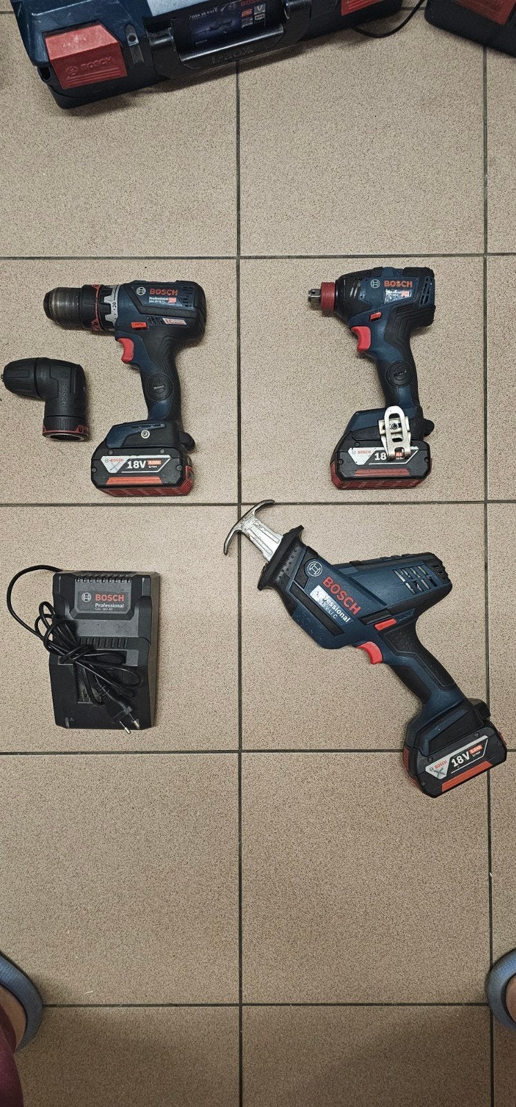 Lot Bosch Professional 18v, 600 watts ou plus, Enlèvement, Utilisé, Autres types