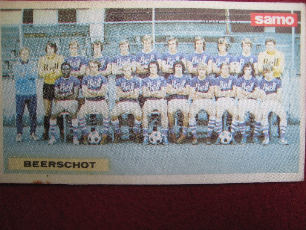 Vintage satijnen voetbal ploeg Beerschot Samo Chips, Verzenden, Gebruikt, Clubaccessoires