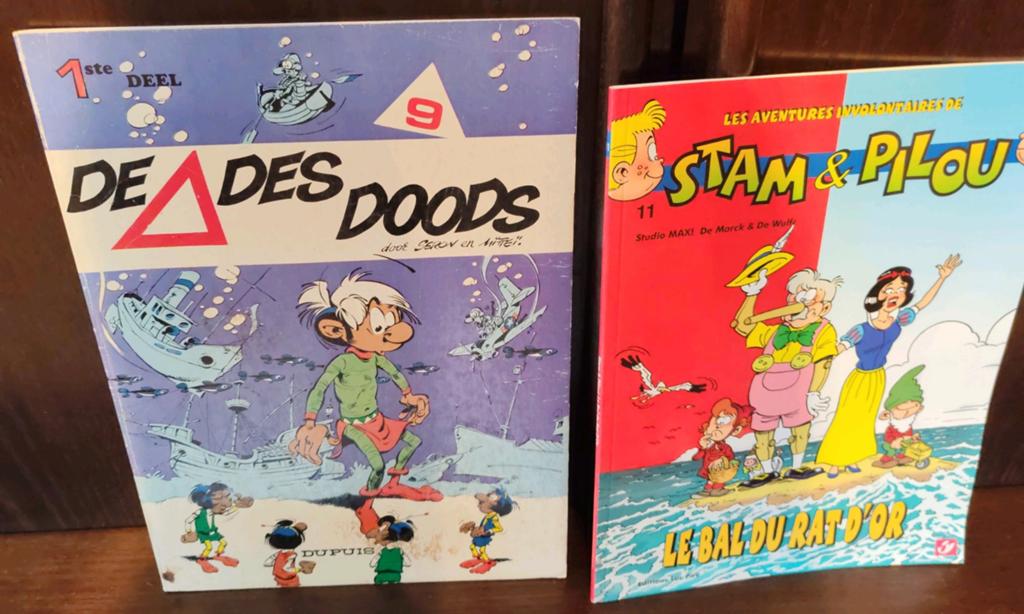 2 strips, Boeken