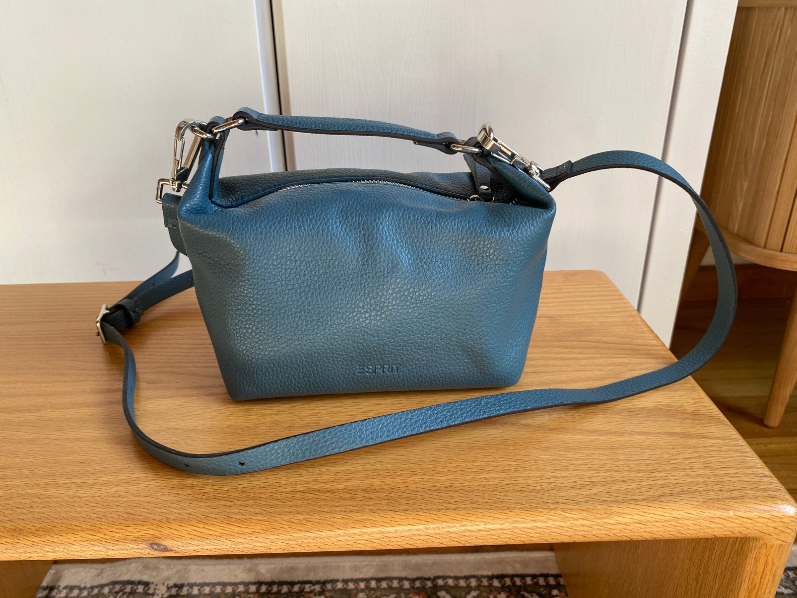 Handtasje esprit met afneembare riem, Ophalen of Verzenden, Nieuw, Esprit