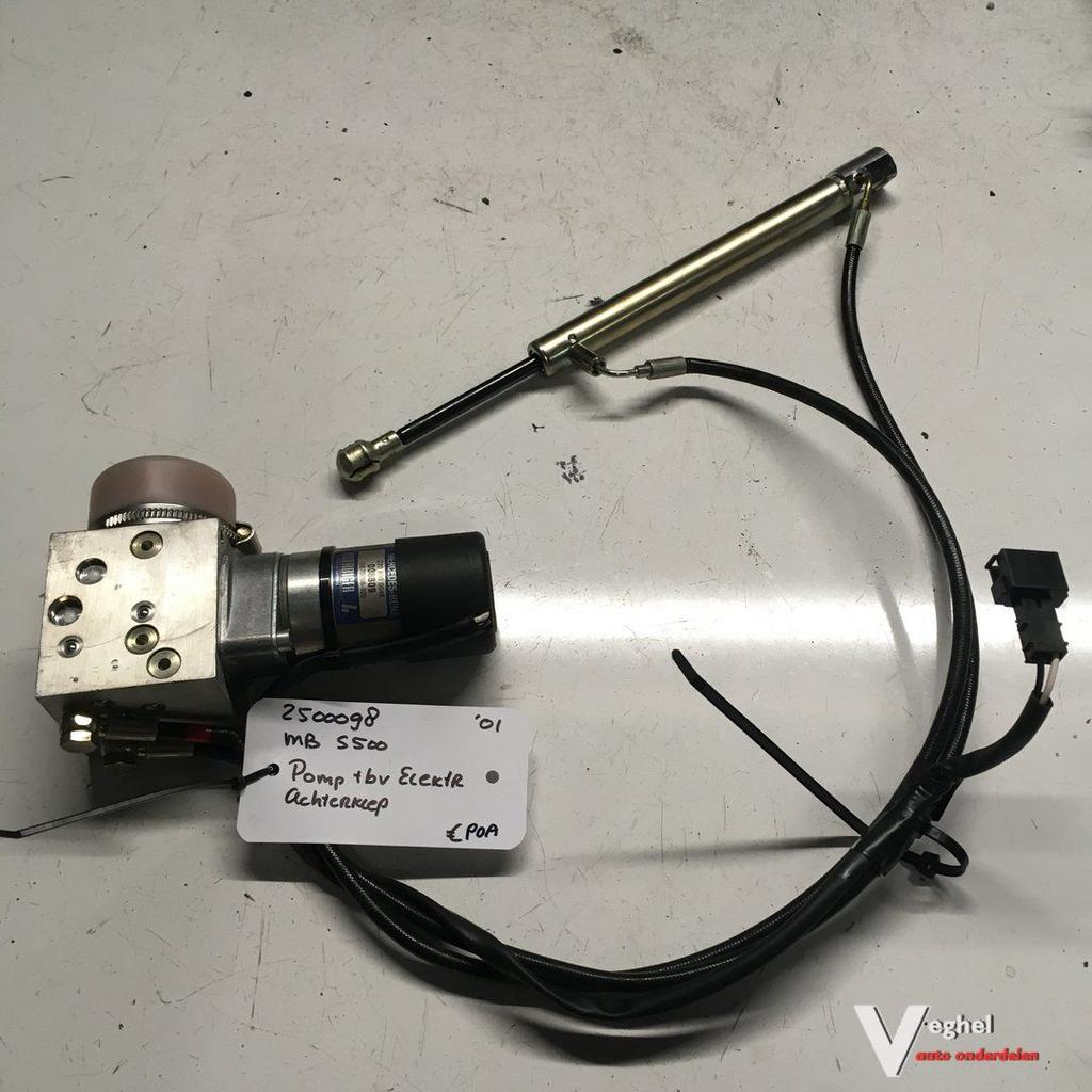 Mercedes S500 2001 Hydraulische achterklep Pomp 220 800 0048, -, Utilisé, -, -