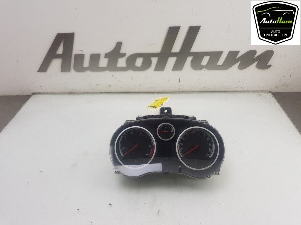 COCKPIT Opel Corsa D (|1960384|13316504|13369220|), Auto-onderdelen, Gebruikt, Opel