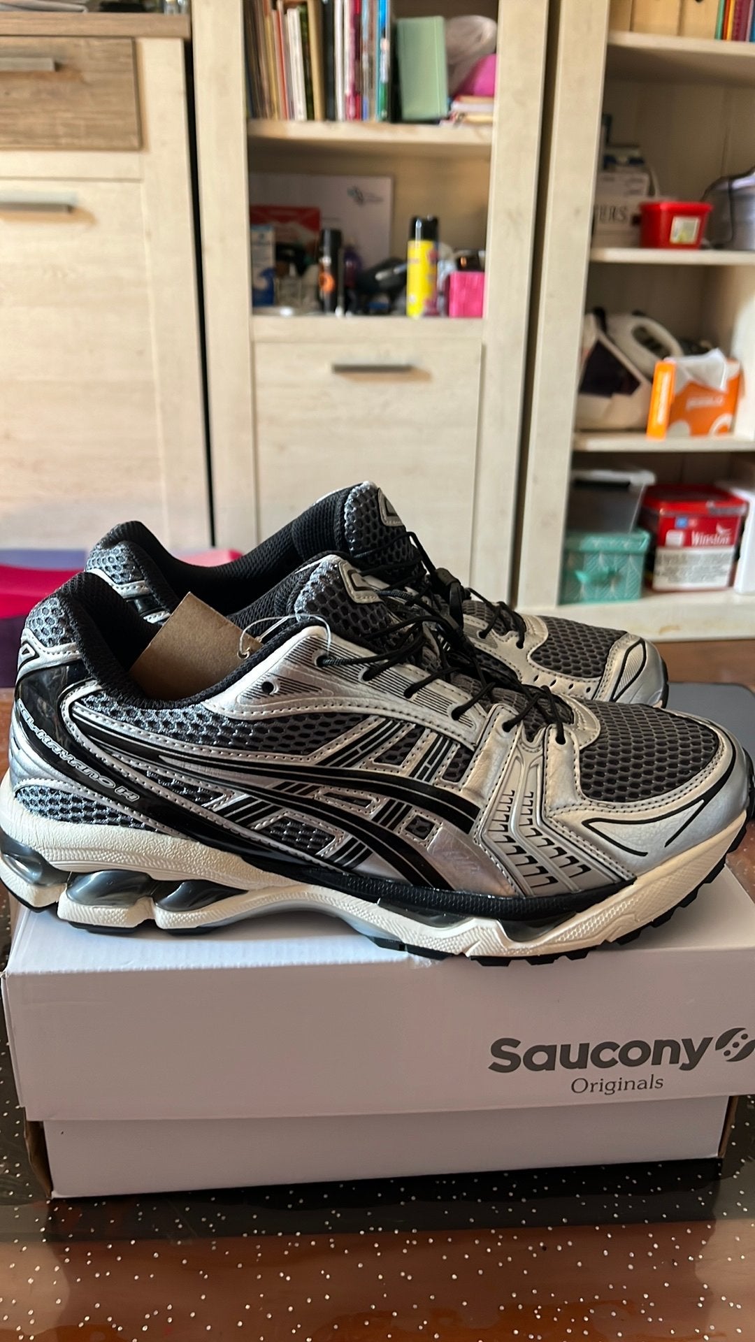Asics kayano 14, Enlèvement ou Envoi, Comme neuf, Asics