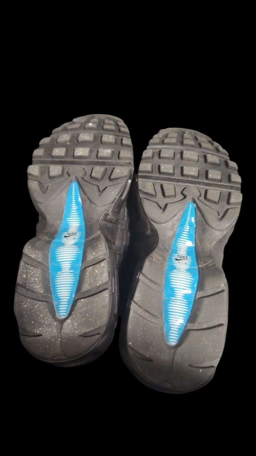 Nike Air Max 95, Enlèvement