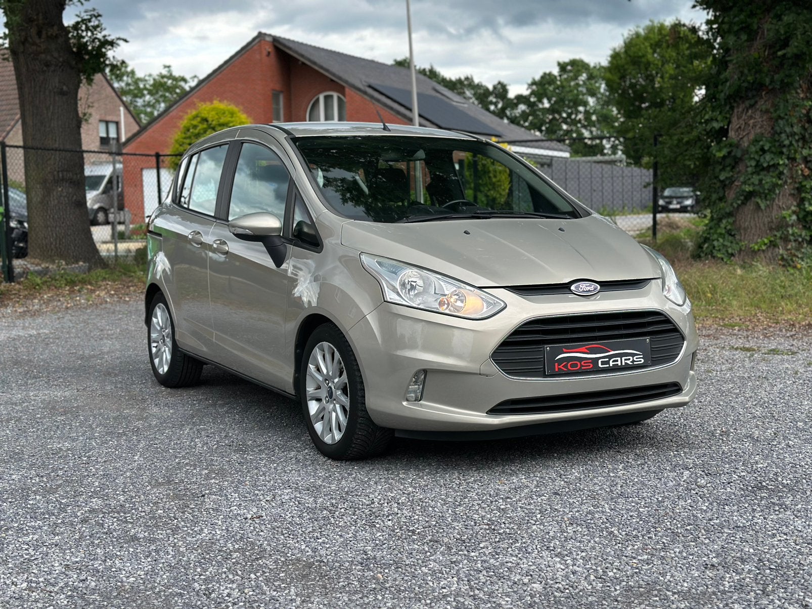 Ford B-Max/1.5Tdci/2015/Euro6b/Nieuw Dist Riem/1J Garantie, Voorwielaandrijving, 4 cilinders, Bedrijf, 5 deurs