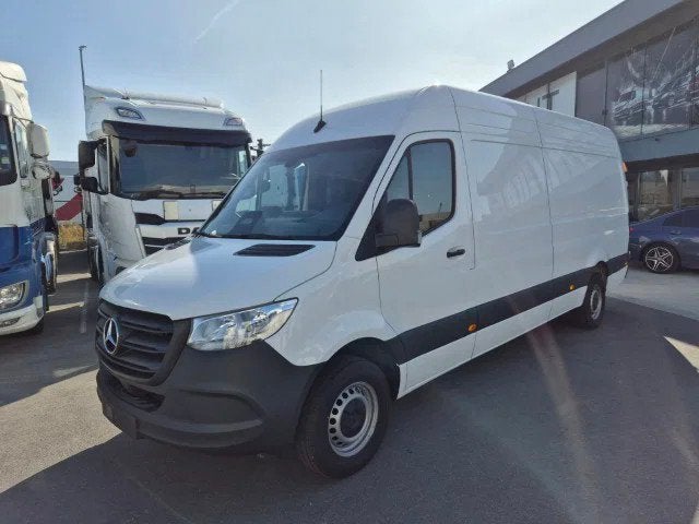Mercedes-Benz Sprinter 317 CDI L3 WITH LOADING LIFT, Autos, Achat, Bluetooth, Euro 6, Entreprise