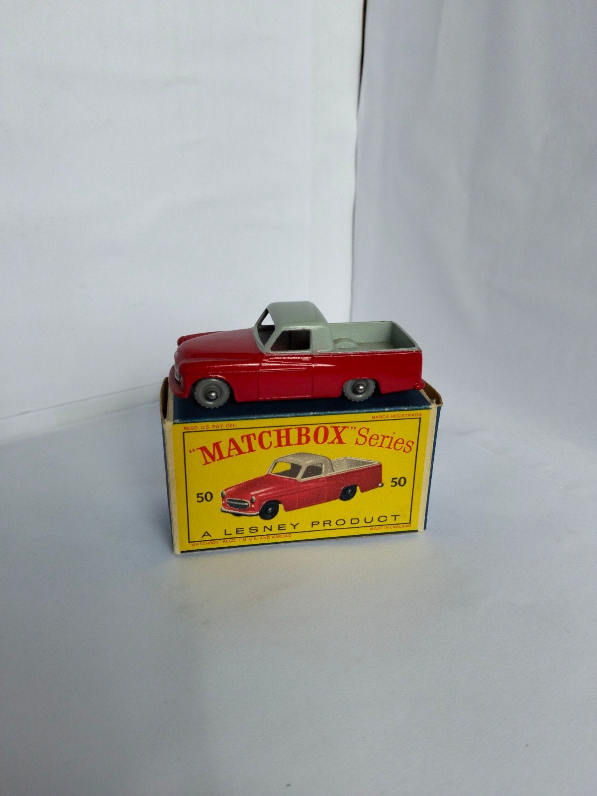 matchbox RARE D-BOX nr50A Commer pick up GPW Lesney MOKO.
MI, Ophalen of Verzenden