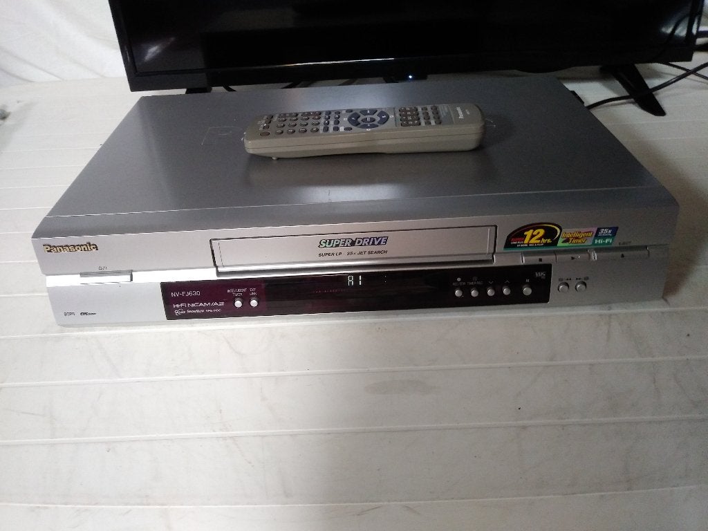 Panasonic NV-FJ630 HiFi stereo videorecorder, leest ook SVHS, Audio, Tv en Foto, Videospelers, Ophalen of Verzenden, Zo goed als nieuw