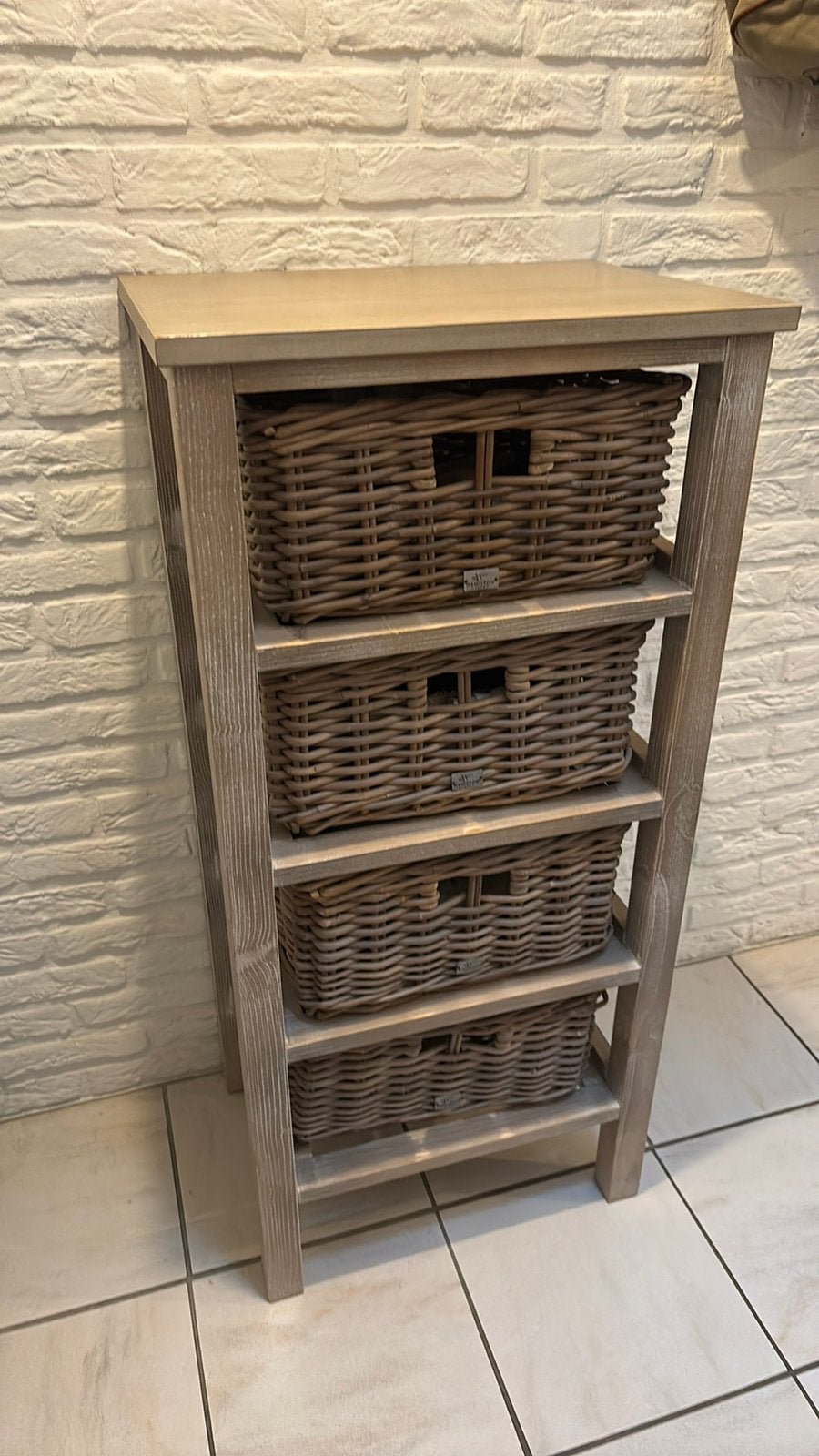 Kastje met rieten mandjes Hamilton, Huis en Inrichting, Ophalen, Minder dan 50 cm, Gebruikt, 100 tot 150 cm