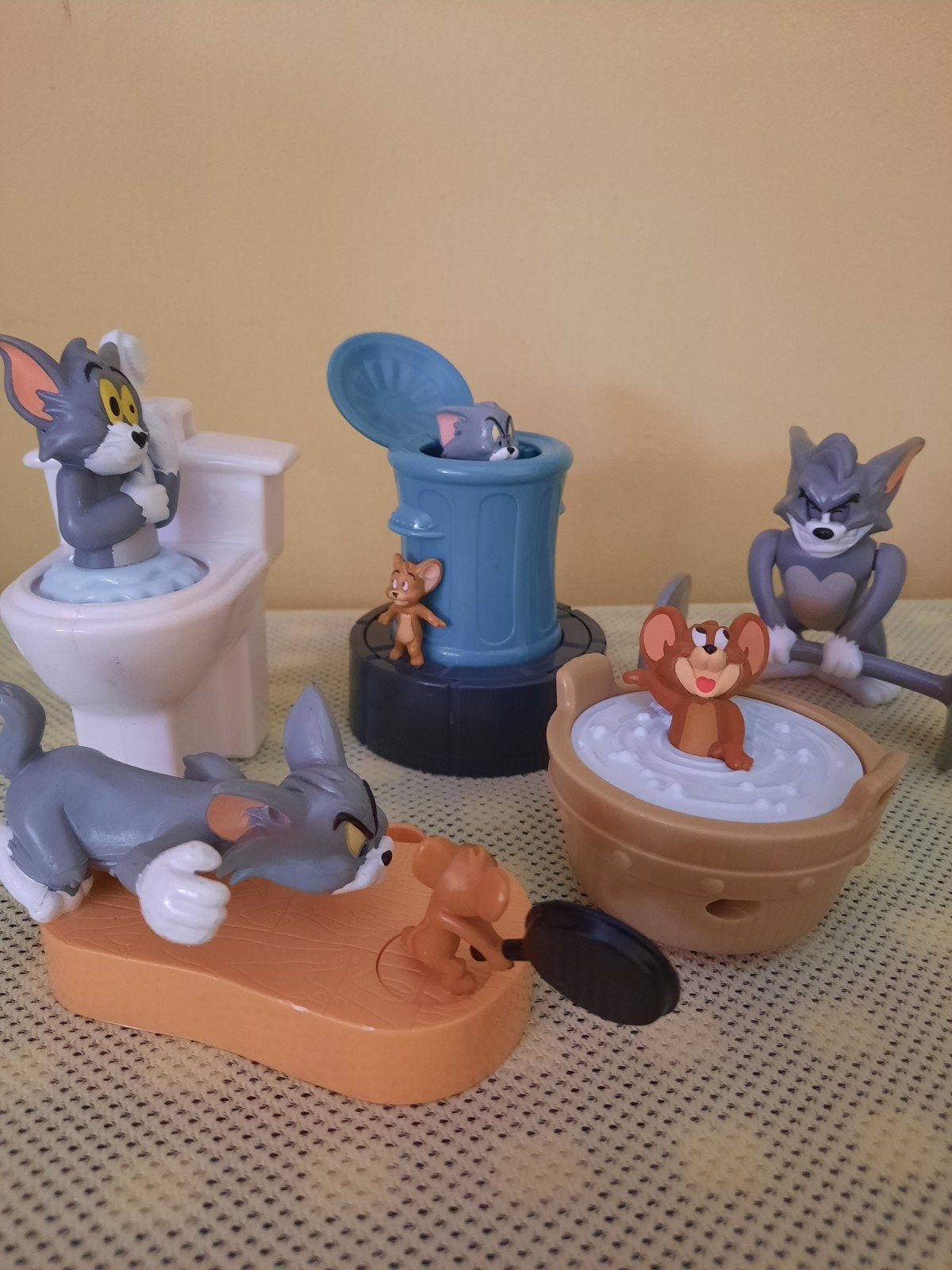Tom en Jerry figuurtjes 5 stuks, Verzamelen, Poppenhuizen en Toebehoren, Ophalen of Verzenden