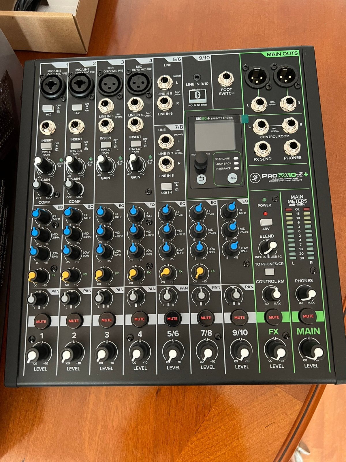 Mackie profx10v3+, Ophalen, Zo goed als nieuw