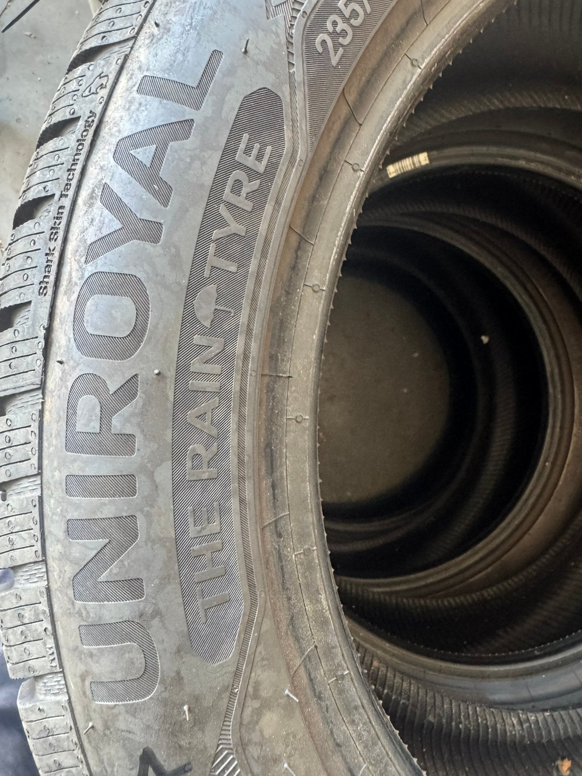Pneu hiver Uniroyal 235/55/R18 / 104V, Enlèvement ou Envoi, Comme neuf