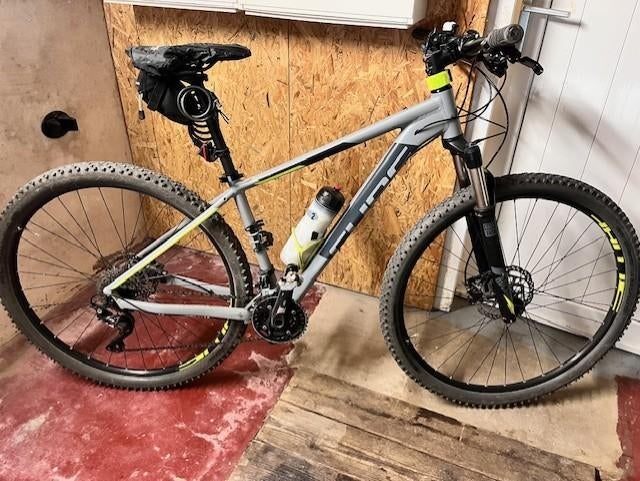 Giant MTB Cube Attention SL 29 mountainbike VTT, Giant, Enlèvement, Utilisé, Frein à disque