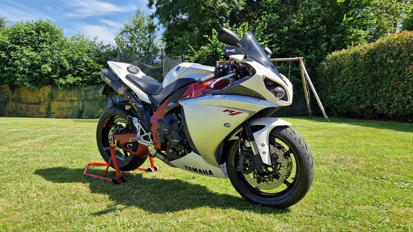 Yamaha YZF R1 2010, Particulier