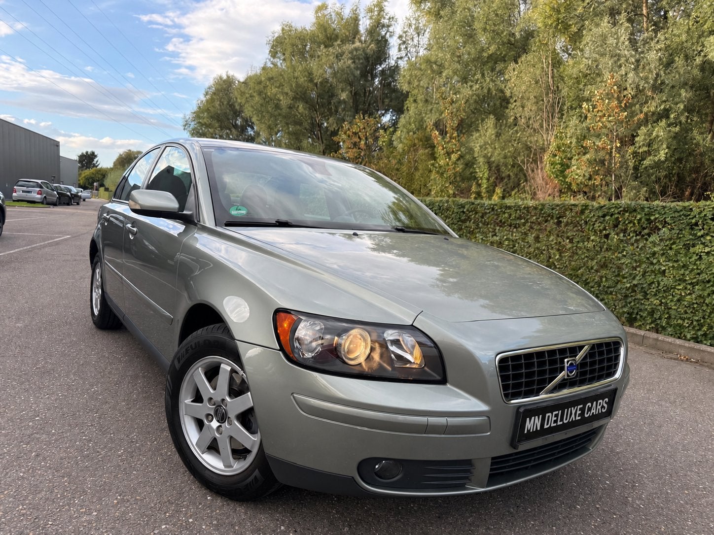 Volvo S40 1.6 Momentum, Autos, https://public.car-pass.be/vhr/dd520192-4e81-442a-9400-1784bf5a957e, Achat, Entreprise, Capteur de stationnement