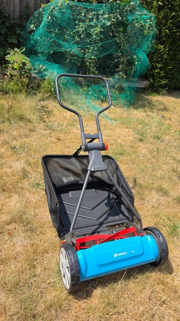 Handgrasmaaier Gardena Classic 400 met opvangbak, Tuin en Terras, Grasmaaiers, Ophalen, Gebruikt, Handgrasmaaier, Opvangbak