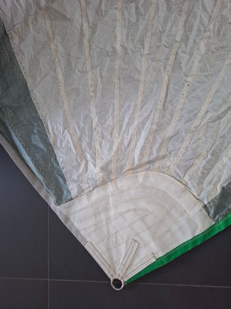 symetrische spinnaker / volledige uitrusting, Watersport en Boten, Ophalen, 6 meter of meer, Spinnaker, Zo goed als nieuw
