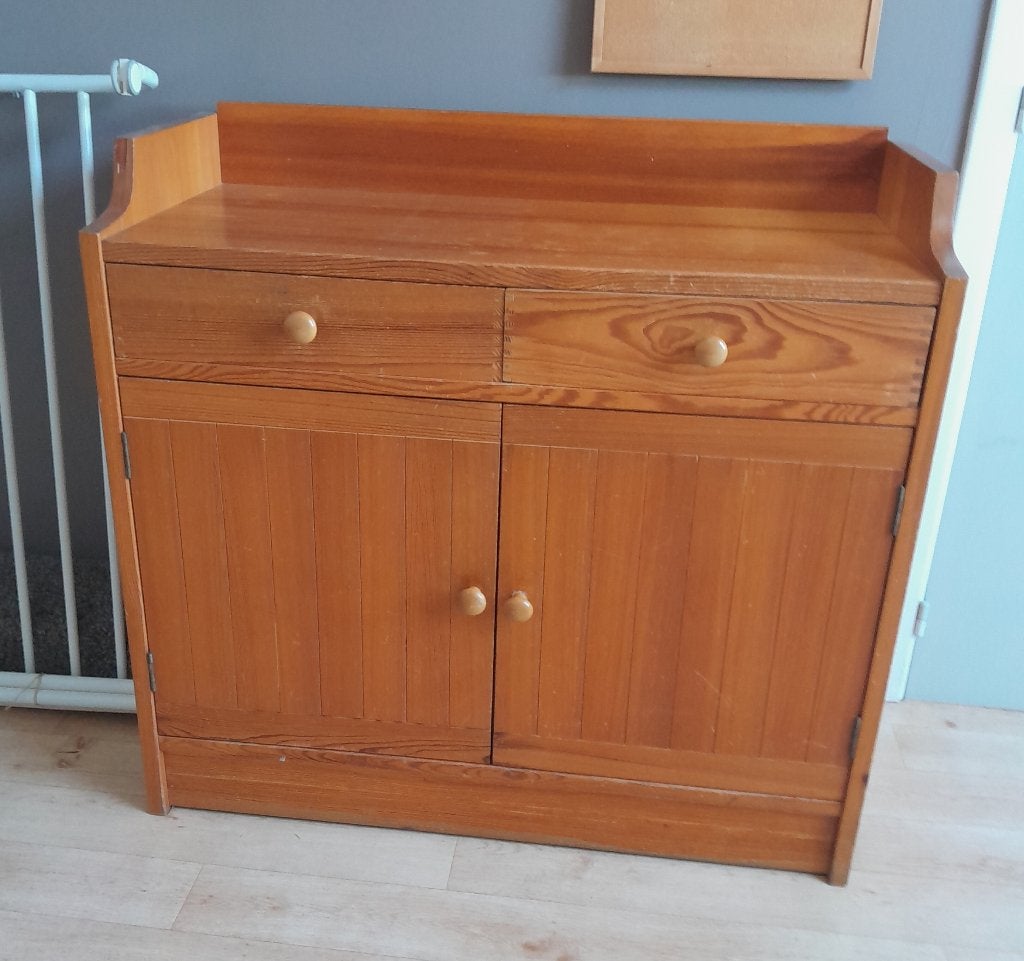 grenen buffetkast, Ophalen, Gebruikt