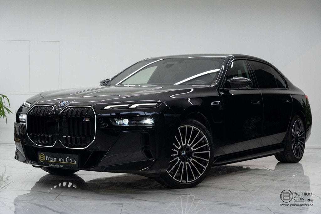 BMW 760 e M xDrive Individual! FULL OPTIONS! Black pack!, Autos, BMW, Entreprise, Achat, Série 7, 4x4, Android Auto, Bluetooth