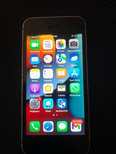 iPhone SE (100% nieuwe batterij), Ophalen of Verzenden, Zo goed als nieuw, 100 %