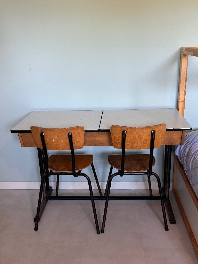 antieke schoolbankje met 2 stoeltjes, Kinderen en Baby's, Ophalen, Gebruikt, Tafel(s) en Stoel(en)
