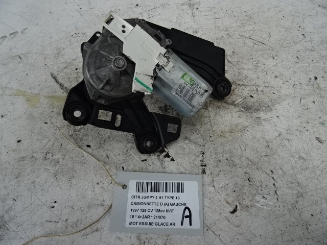 MOTEUR ESSUIE-GLACE ARRIÈRE Jumpy (G9) (1400457880), Citroën, Mevr. I. Hauben, Utilisé, Rue de l'Espoir 34 34
4030  GRIVEGNÉE, BE