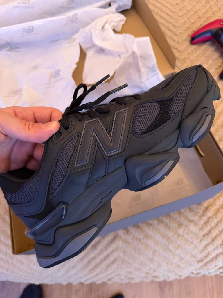 New Balance 9060 Sneakers ***NIEUW***, Zwart, Nieuw, Ophalen of Verzenden, Sneakers