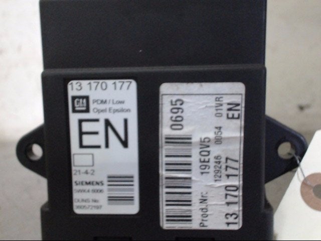 RELAIS Opel Signum (F48) (01-2003/12-2008), Auto-onderdelen, Gebruikt, Opel