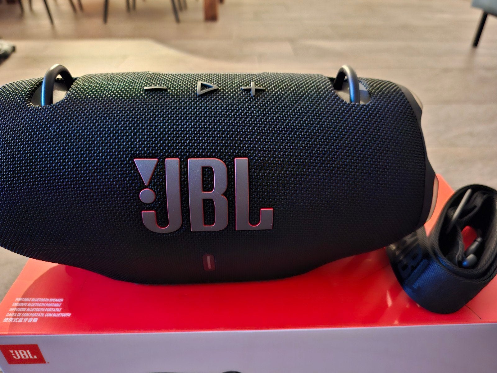 10x jbl xtreme 4 zwart als nieuw > afhalen in Nederland <, Enlèvement, JBL