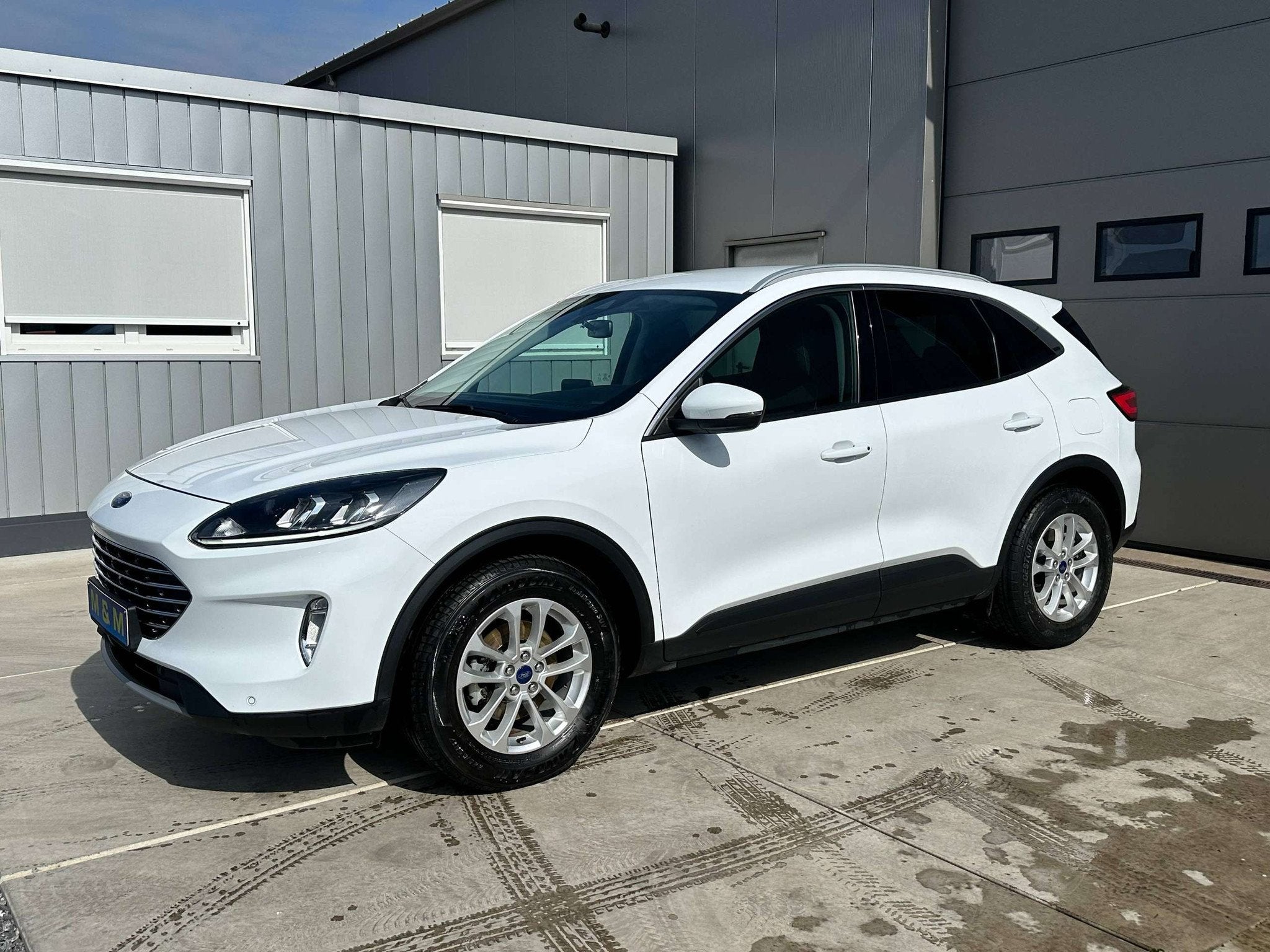 Ford Kuga Kuga 1.5 EcoBoost FWD Titanium * 12M Garantie *, Auto's, 4 cilinders, https://public.car-pass.be/vhr/4ac509cd-1a7f-4631-9e5a-df2017d37f89