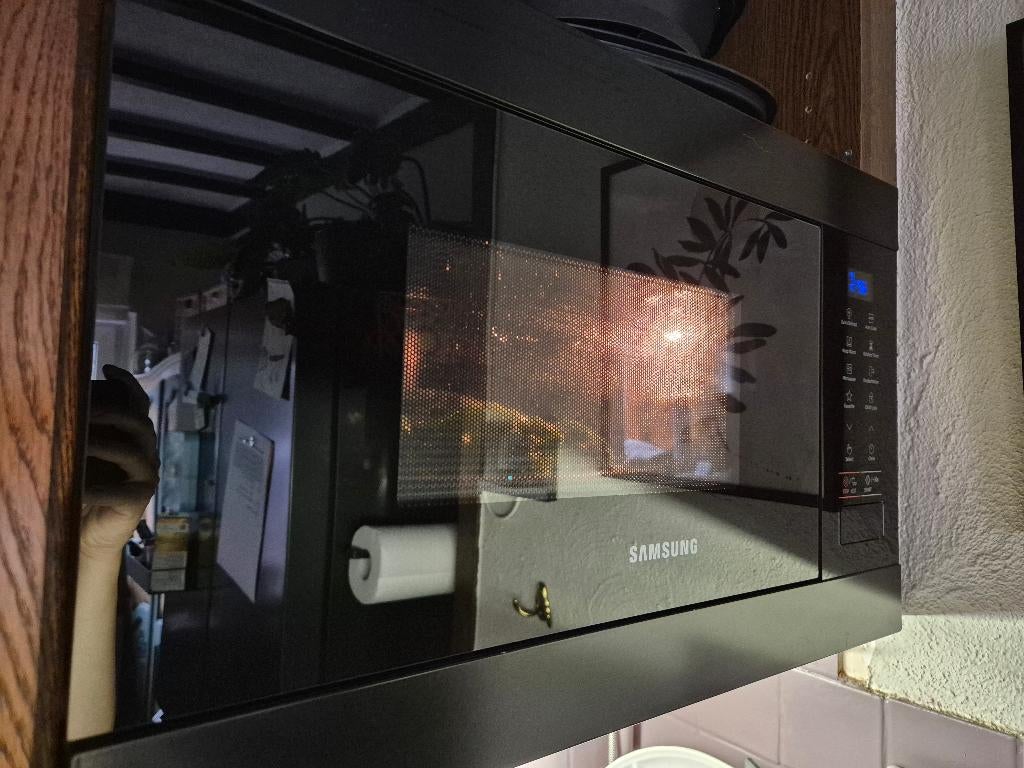 Samsung inbouw microgolfoven, Ophalen, Microgolfoven, 60 cm of meer, Zo goed als nieuw