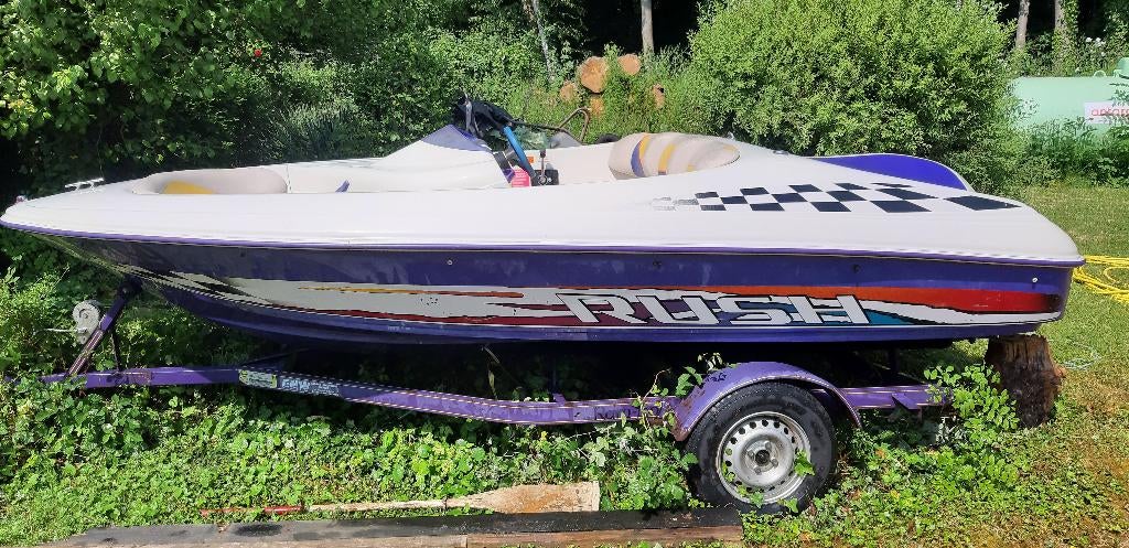 Bateau a turbine  RUSH XR2 année 2005-moteur v6- 2.5L-175CV, 50 ch ou plus, Enlèvement, Utilisé, Polyester