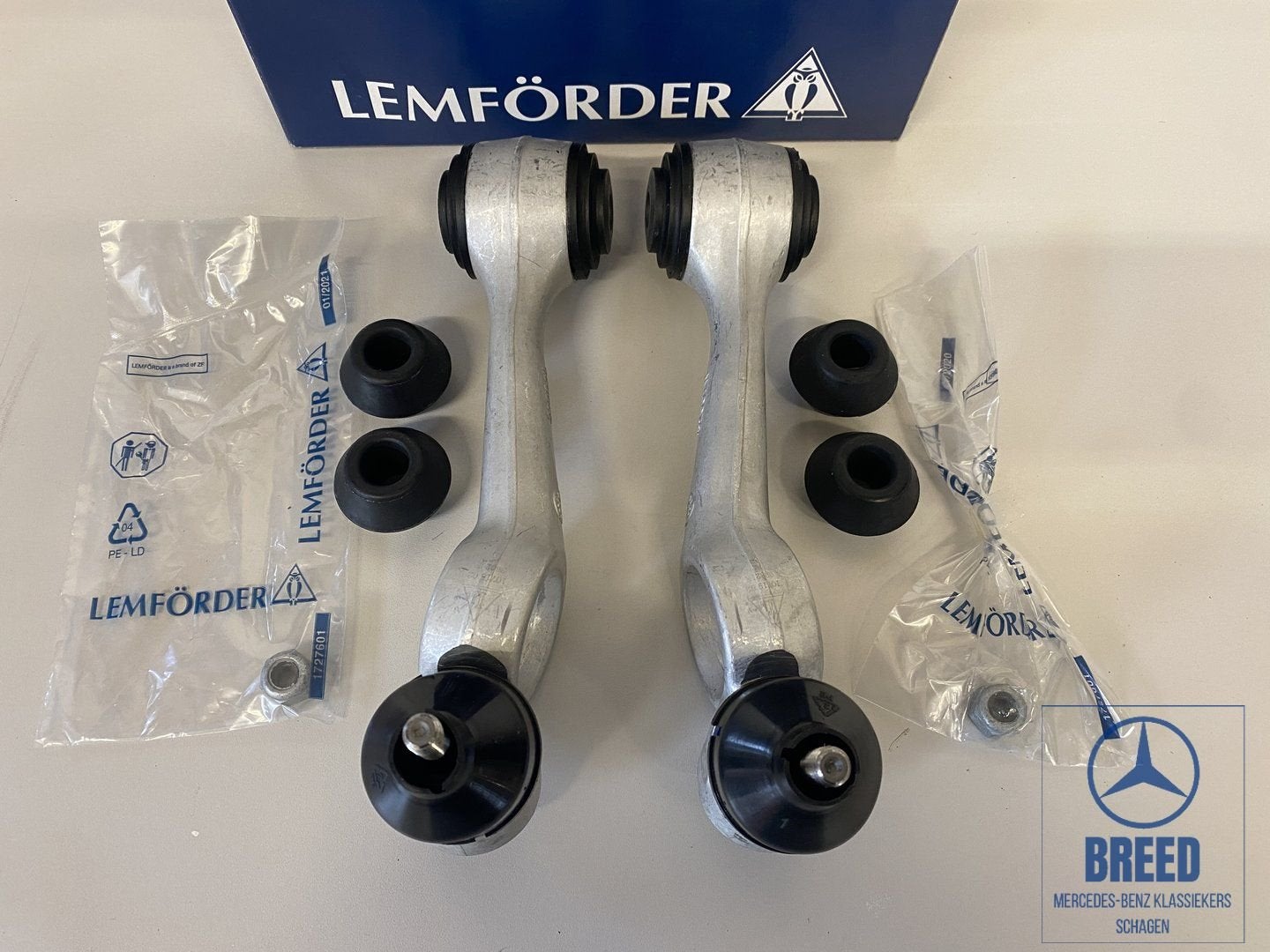 Bovenste draagarm L+R voor Mercedes-Benz W116 W123, Autos : Pièces & Accessoires, Neuf, -, -, Enlèvement ou Envoi