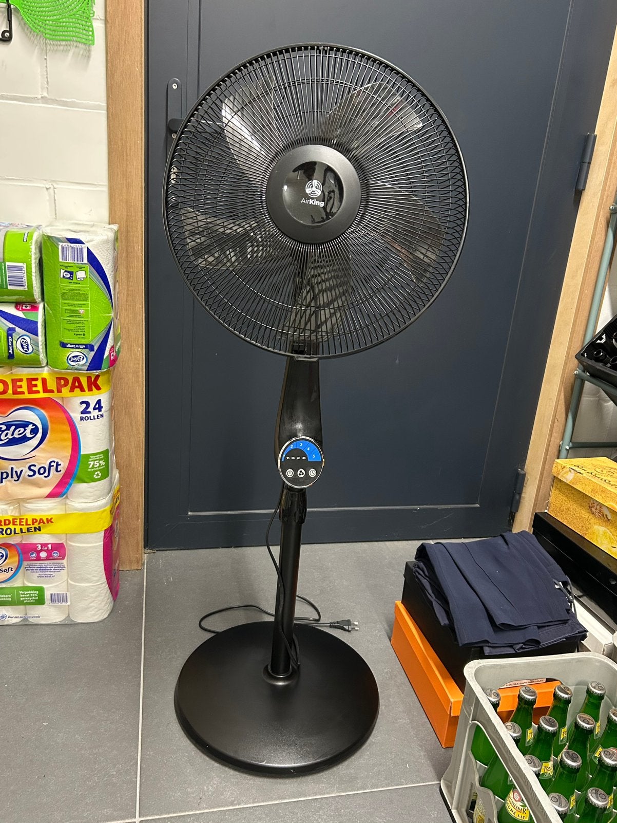Airking ventilator met afstandsbediening, Ophalen, Ventilator met afstandsbediening, Zo goed als nieuw